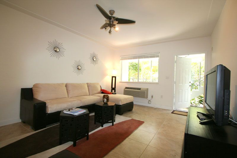 Miami Beach Vacation Rentals / Area